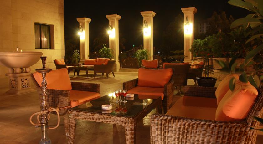 Regency Palace Αμμάν Εξωτερικό φωτογραφία The Terrace at the Taj Mahal Palace