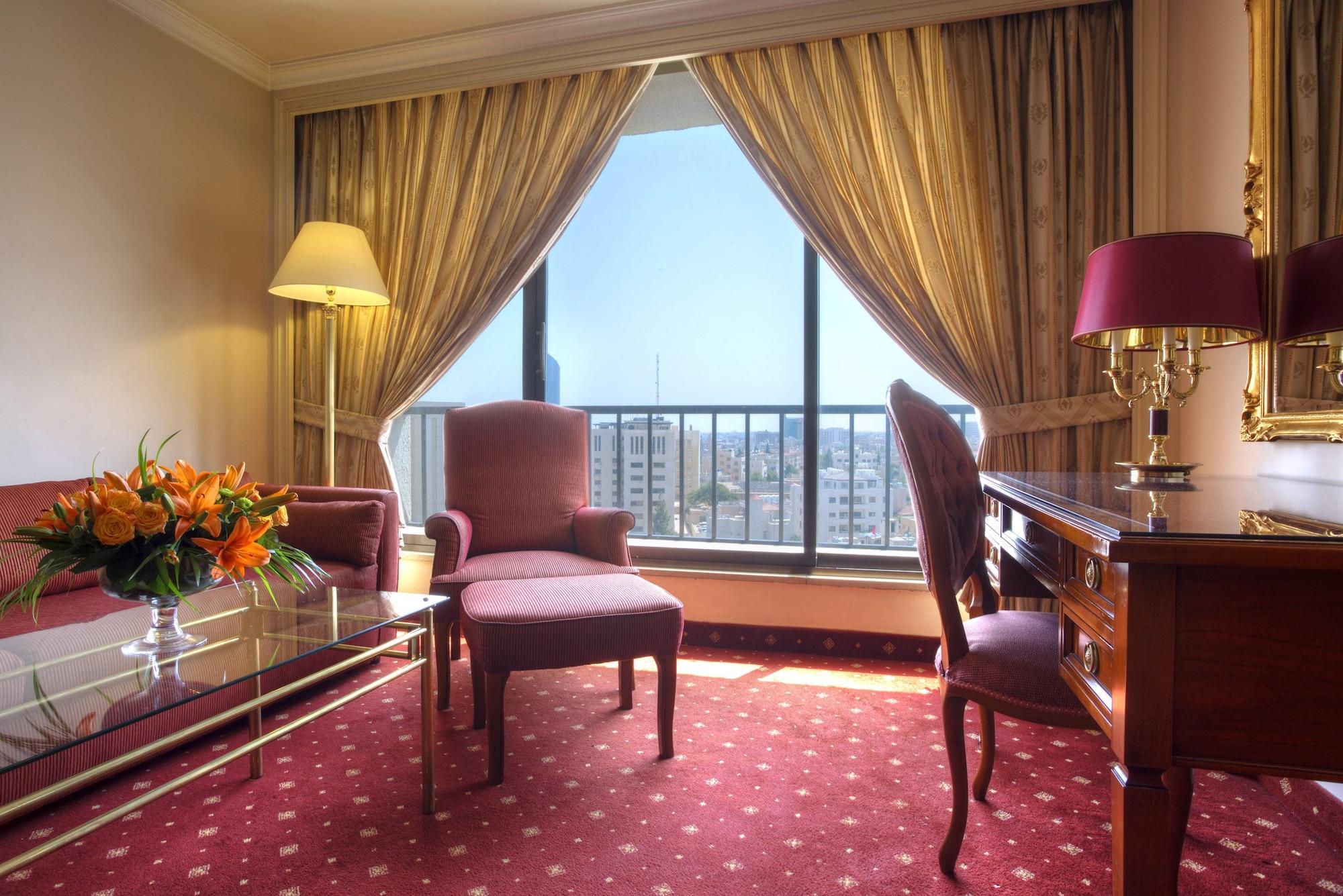 Regency Palace Αμμάν Εξωτερικό φωτογραφία A room at the hotel