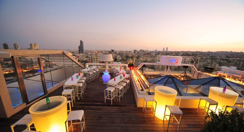 Regency Palace Αμμάν Εξωτερικό φωτογραφία Skyline Bar