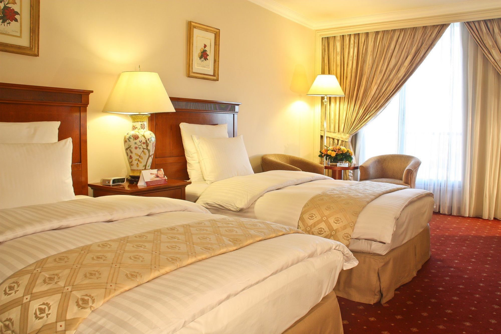 Regency Palace Αμμάν Εξωτερικό φωτογραφία A room at the hotel