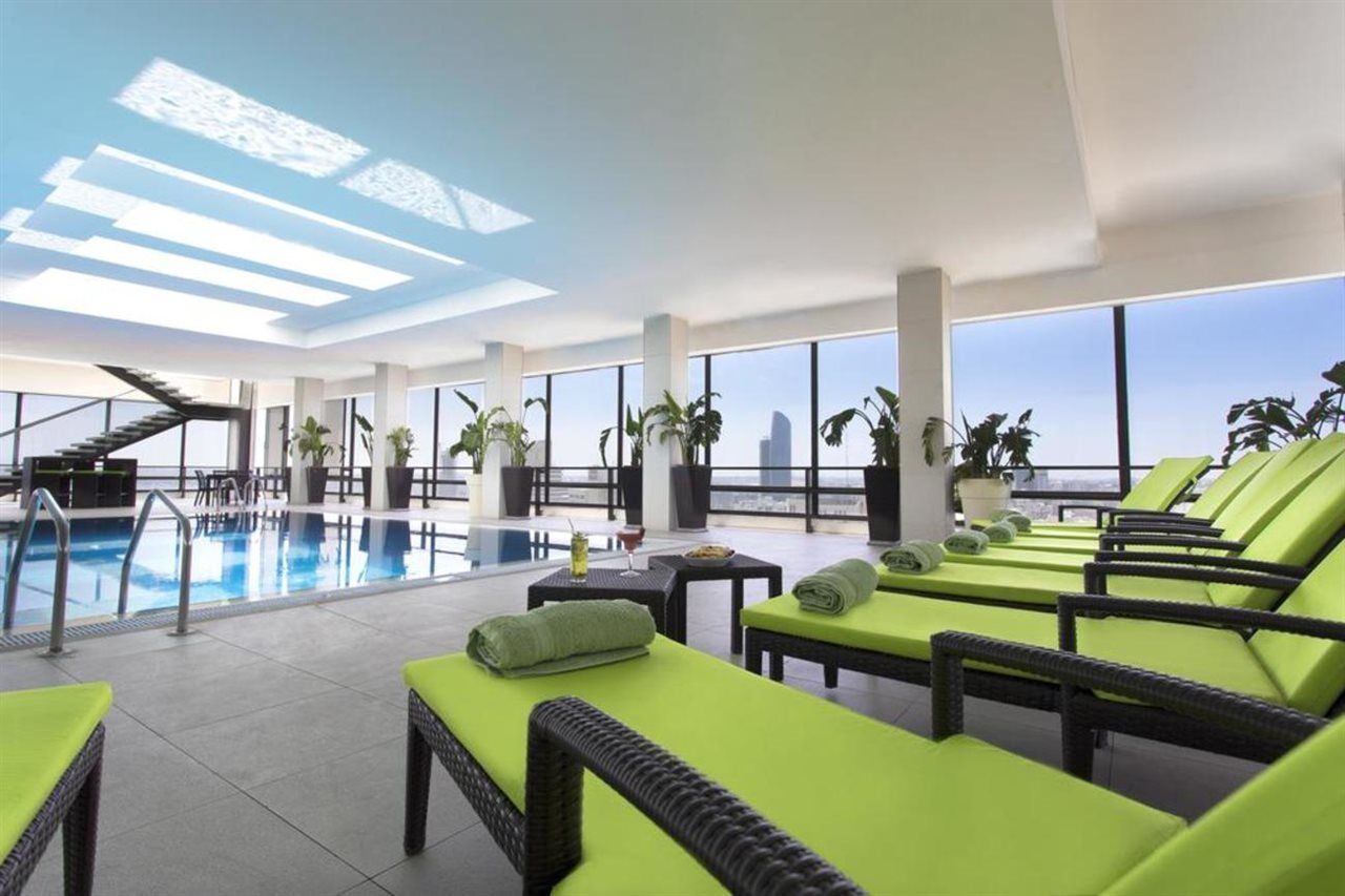 Regency Palace Αμμάν Εξωτερικό φωτογραφία Skyline pool